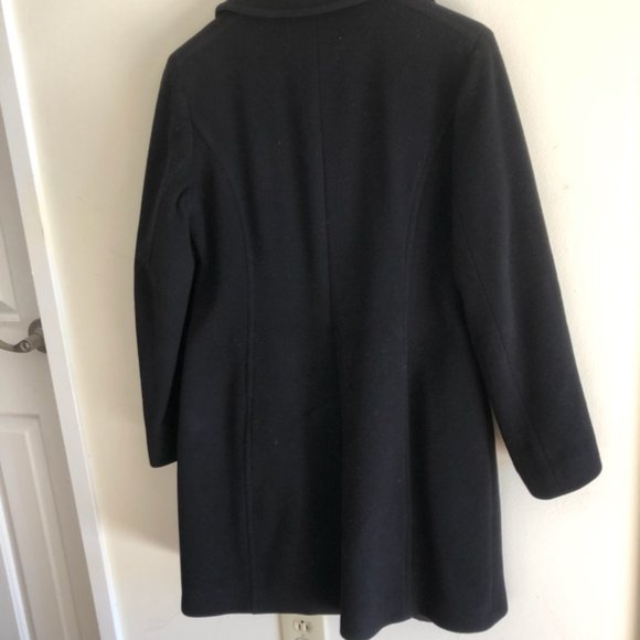 Winter Coat - Picture 2 of 5